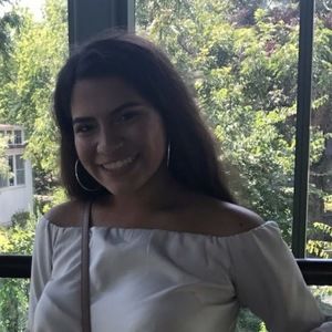 Meet your Posher, Hailey